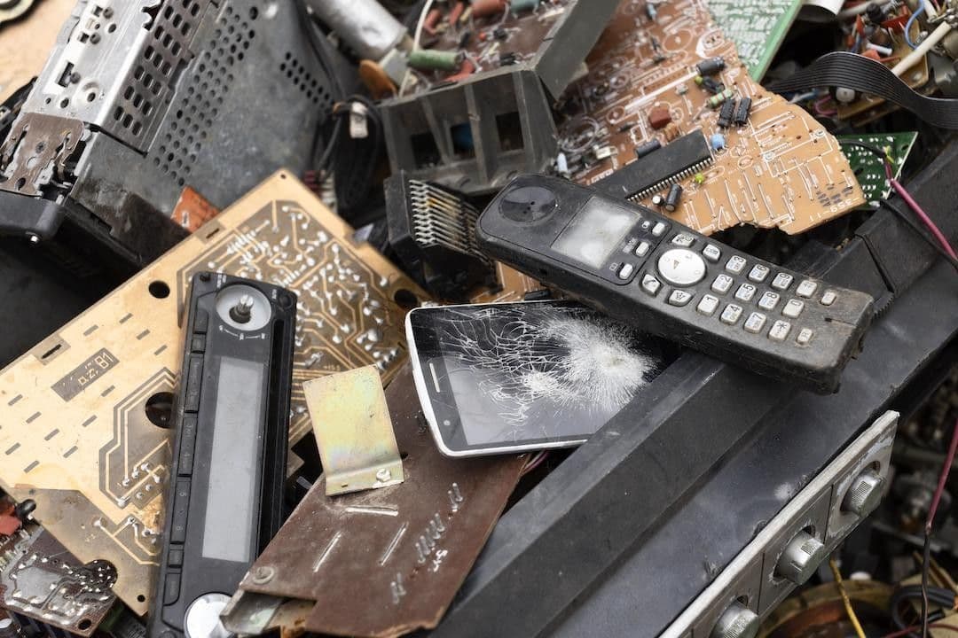 Electronic waste - danger and unused potential